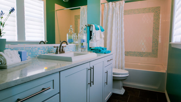 Bathroom Remodel: Transform Your Space with Custom Cabinetry